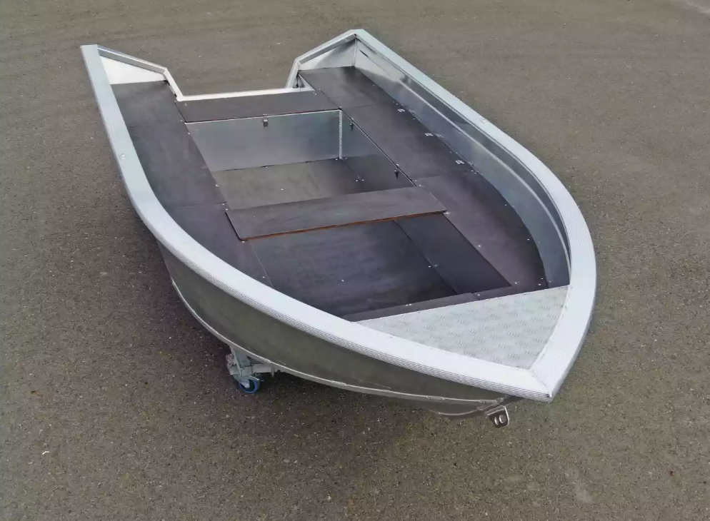 Алюминиевая лодка  Неман-420 в Северске