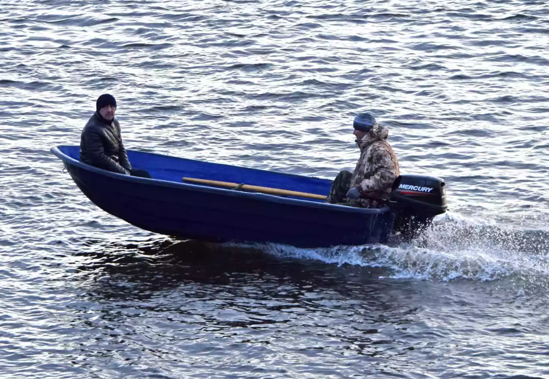 Стеклопластиковая лодка Neman-340 (тримаран) в Северске