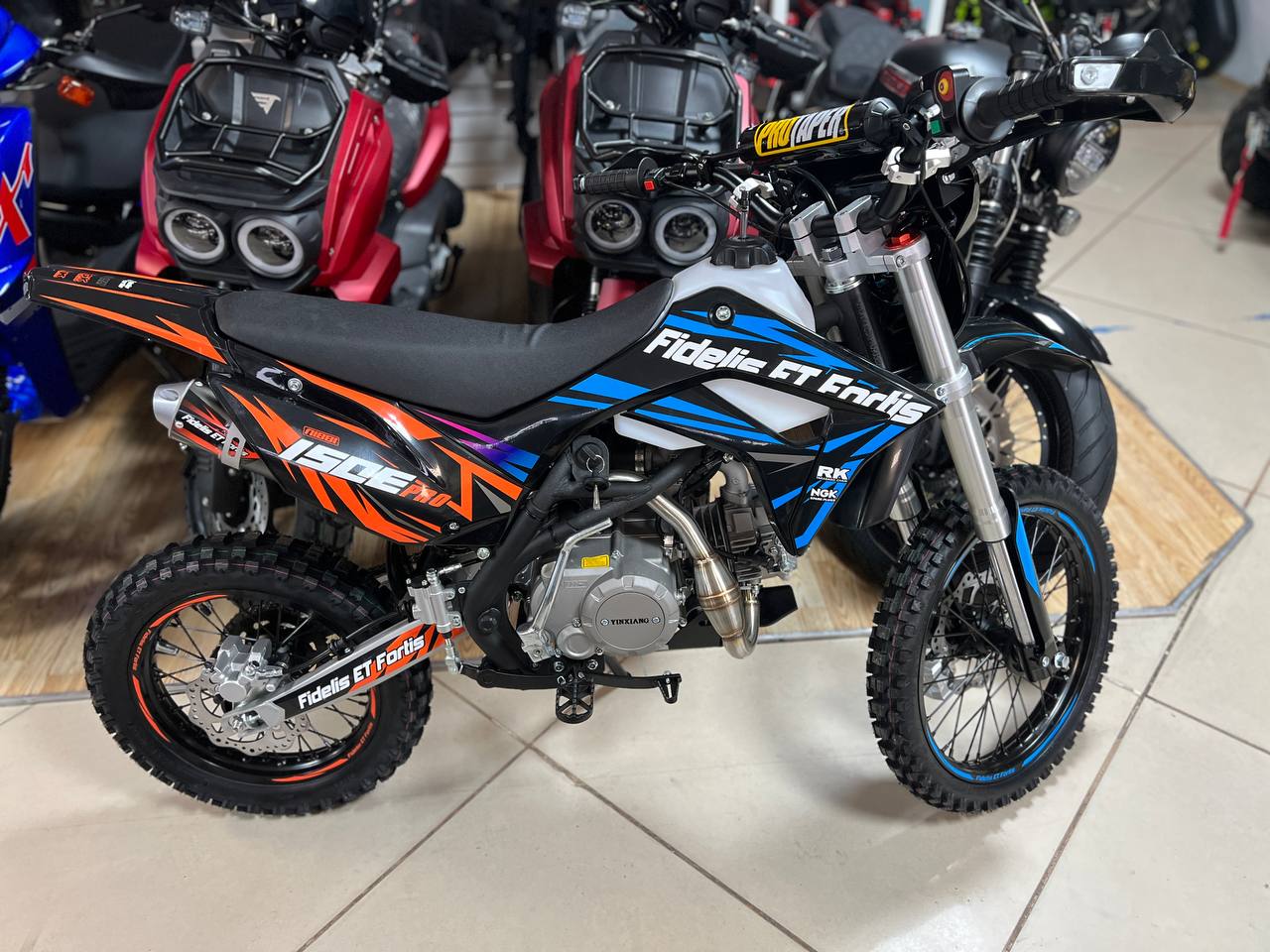 Мотоцикл (питбайк) PROMAX FIDET (ФАЙДЕТ) 190E PRO 17/14 в Северске