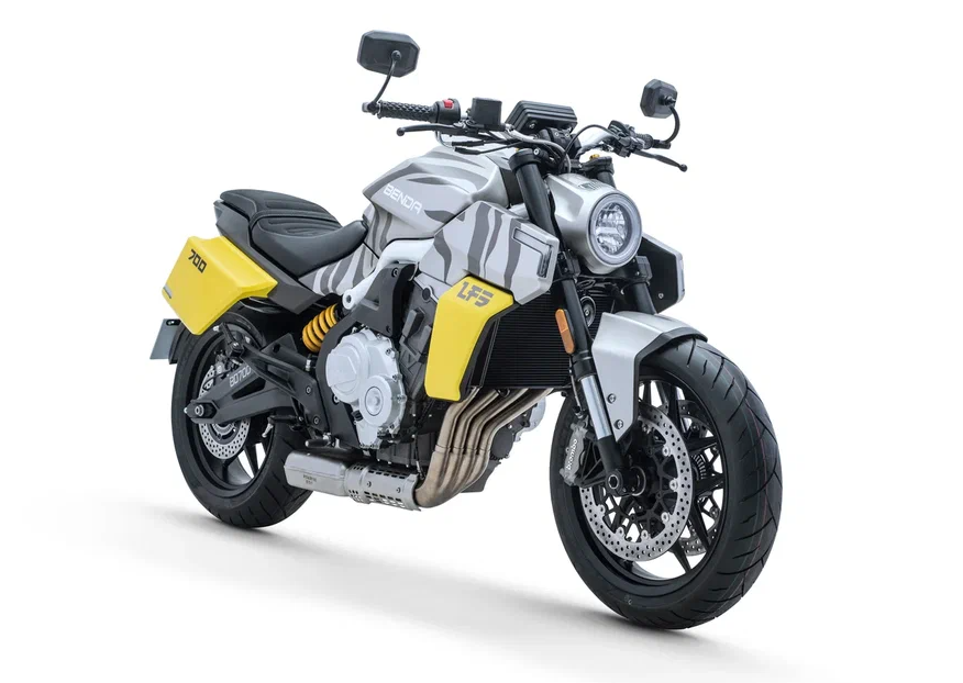 Мотоцикл Benda LFS 700 в Северске