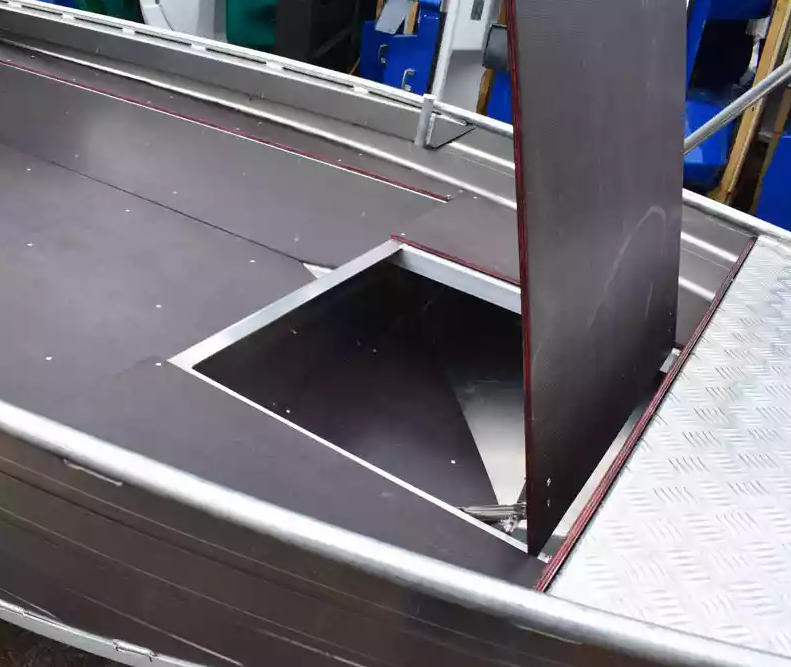 Алюминиевая лодка  Wyatboat-430 Master в Северске