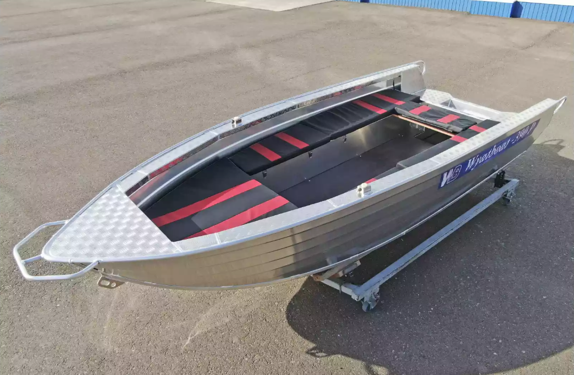 Алюминиевая лодка Wyatboat-390РМ увеличенный борт в Северске