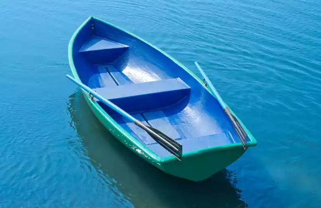 Стеклопластиковая лодка Дельфин в Северске