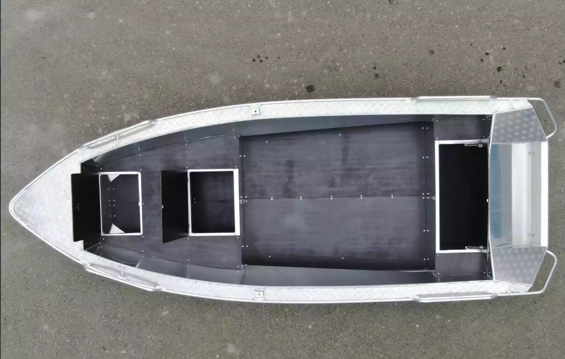 Алюминиевая лодка  Wyatboat-430М FISH в Северске