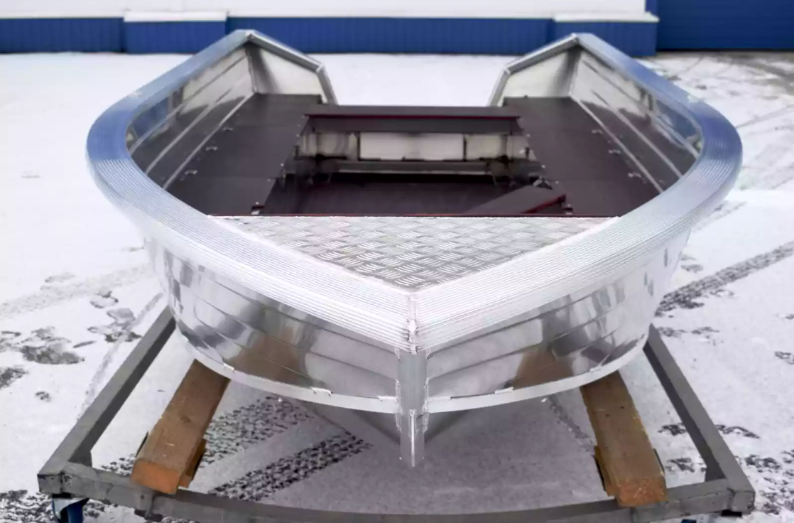 Алюминиевая лодка Неман-400 в Северске