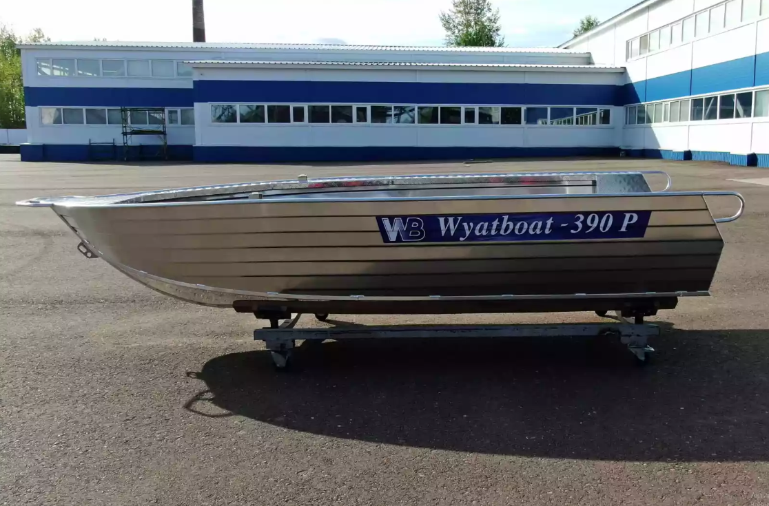 Алюминиевая лодка Wyatboat-390РМ увеличенный борт в Северске