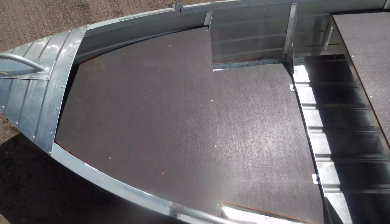 Алюминиевая лодка Вятка-Профи 32 в Северске