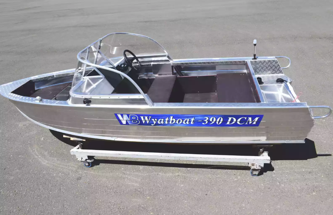 Алюминиевая лодка Wyatboat-390 DCM в Северске