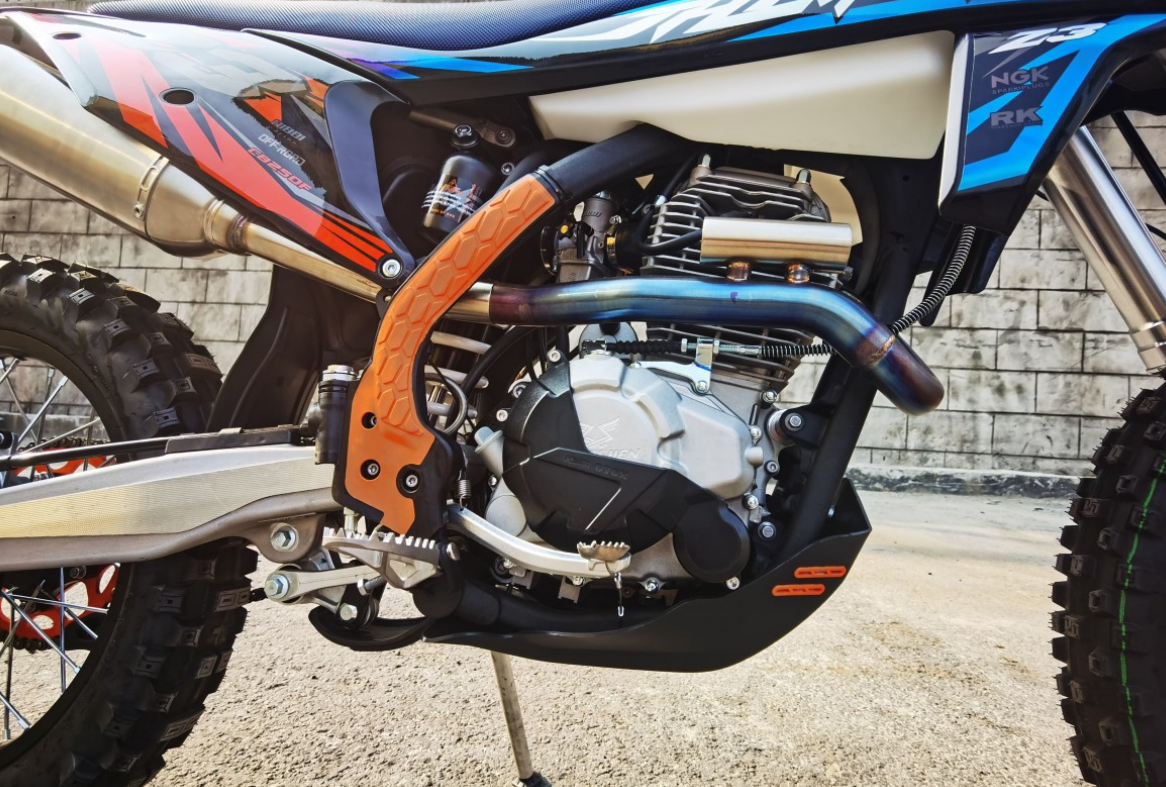 Мотоцикл JHLMOTO JHL Z3 CB250 (172FMM-3A) в Северске