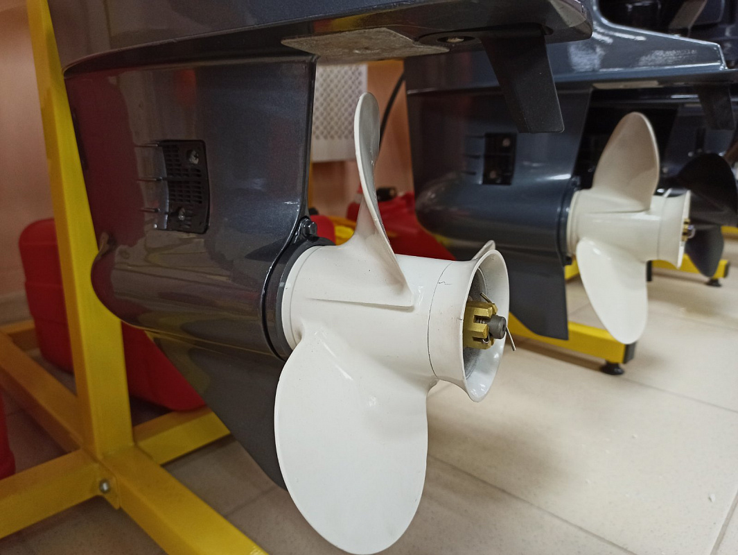 Лодочный мотор BREEZE T30S (2х тактный) в Северске