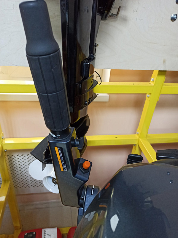 Лодочный мотор BREEZE F9,9S (4х тактный) в Северске