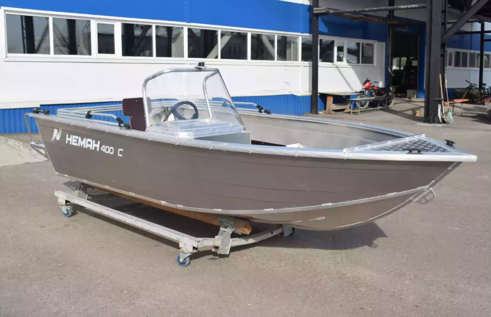 Алюминиевая лодка Неман-400 С в Северске