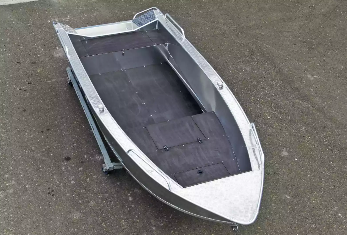 Алюминиевая лодка  Wyatboat-430М FISH в Северске