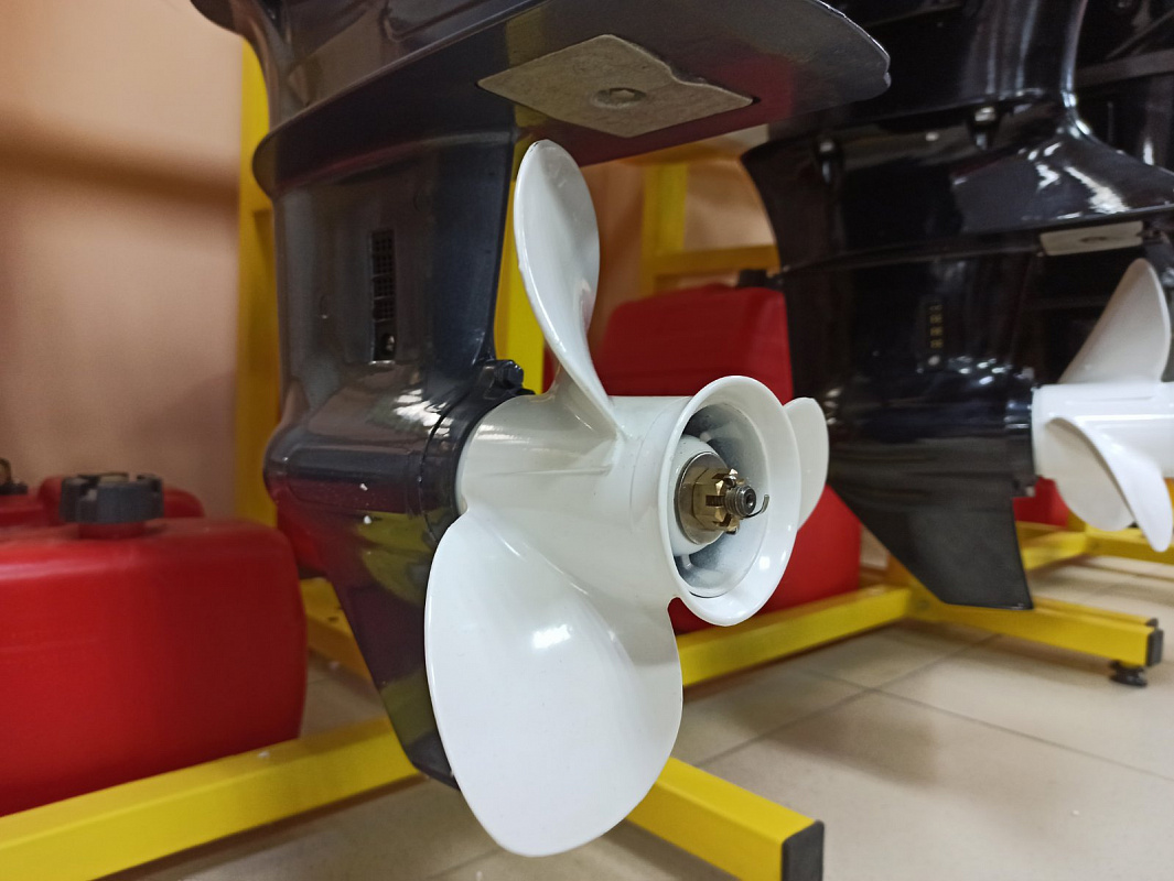 Лодочный мотор BREEZE F9,9S (4х тактный) в Северске