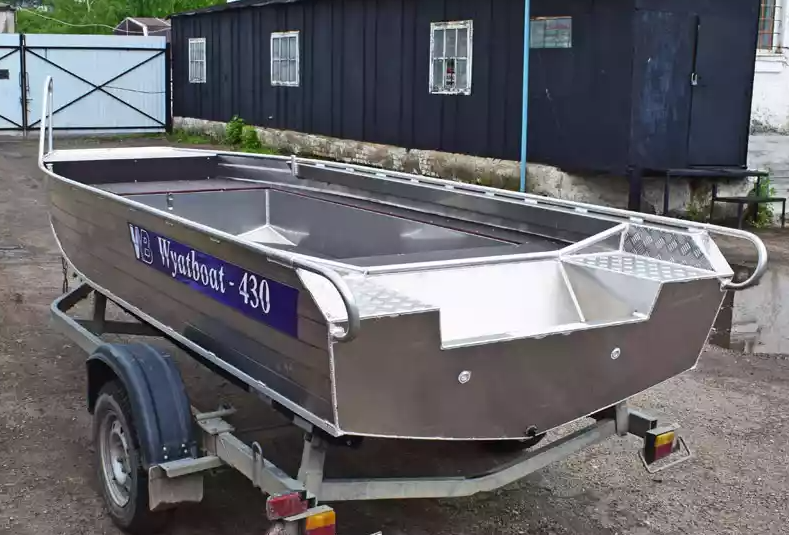 Алюминиевая лодка  Wyatboat-430 Master в Северске