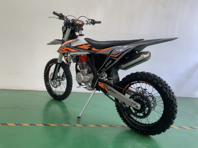 Мотоцикл JHLMOTO JHL LX4 CB300RL (175FMN) в Северске