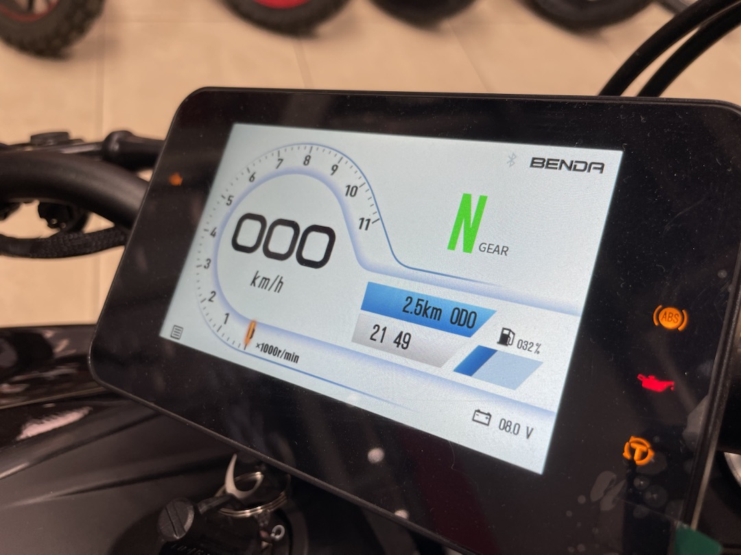 Мотоцикл Benda LFS 700 в Северске