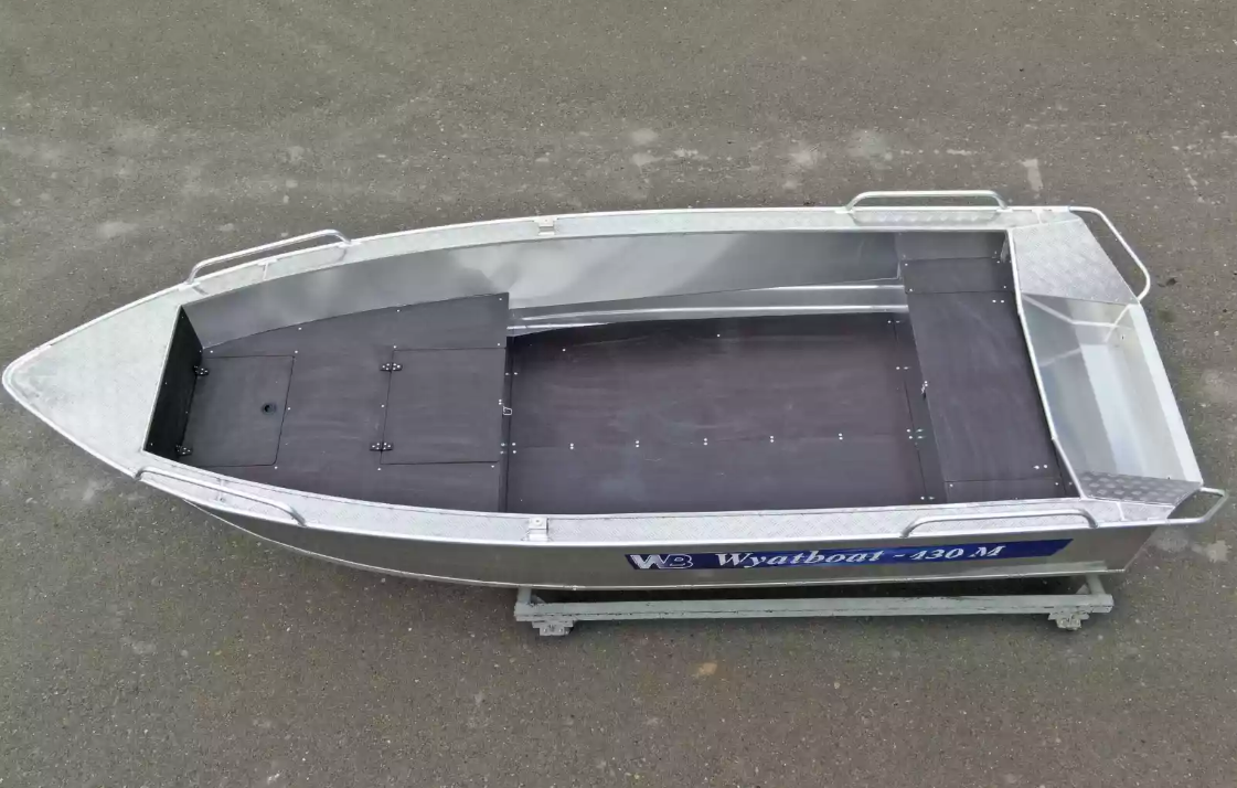 Алюминиевая лодка  Wyatboat-430М FISH в Северске