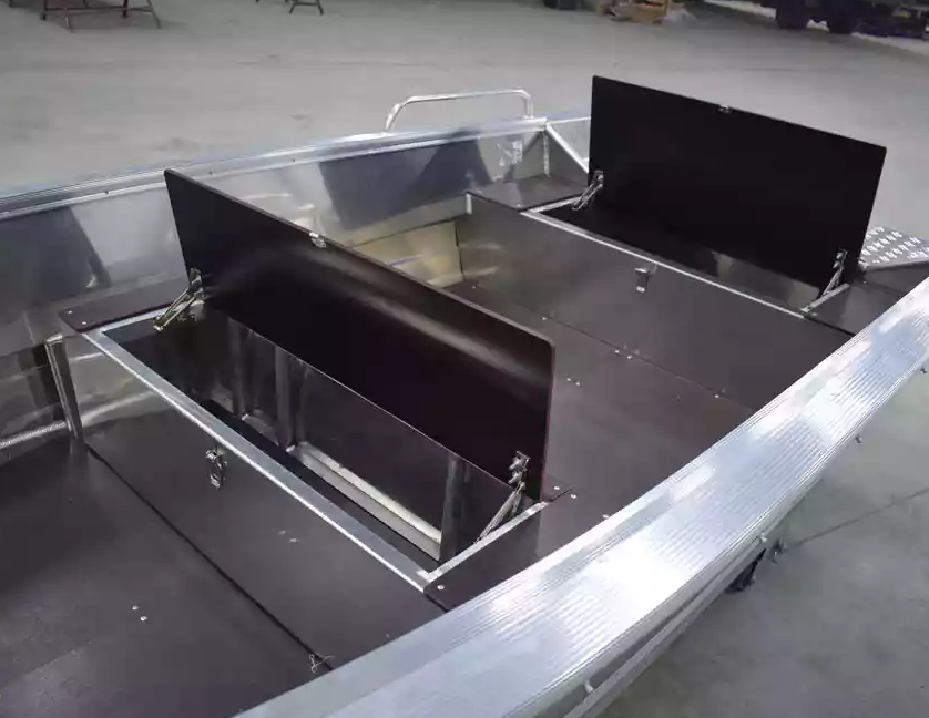 Алюминиевая лодка  Wyatboat-430 Р в Северске