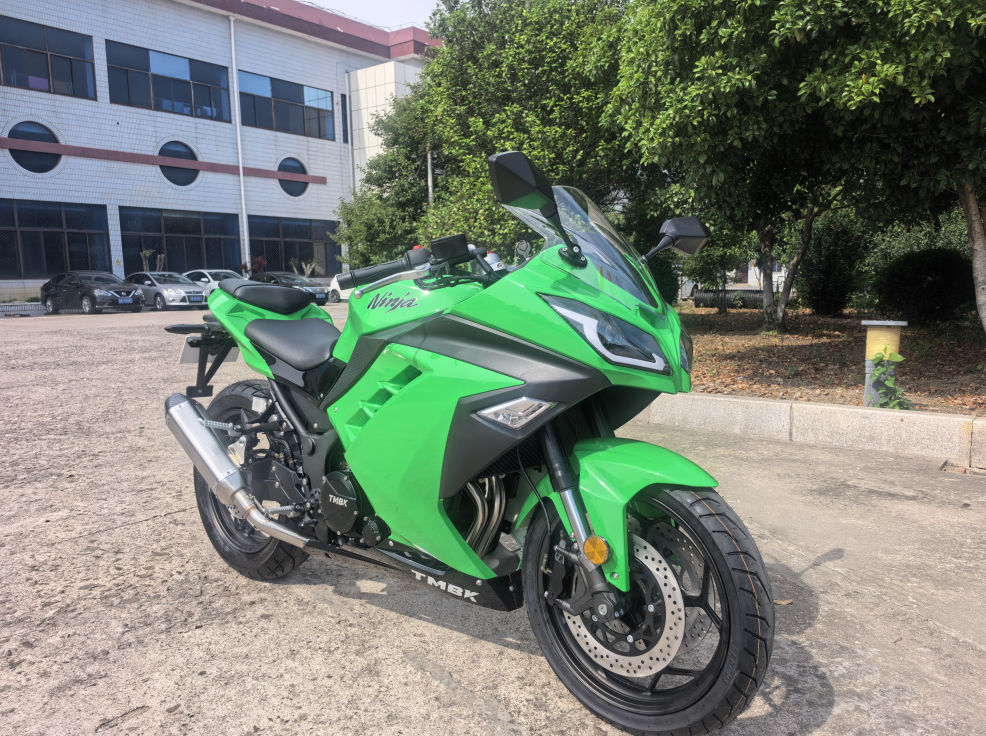 Мотоцикл TMBK Ninja 400cc в Северске