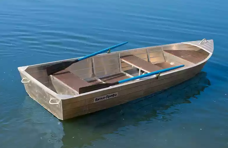 Алюминиевая лодка Вятка-Профи 32 в Северске