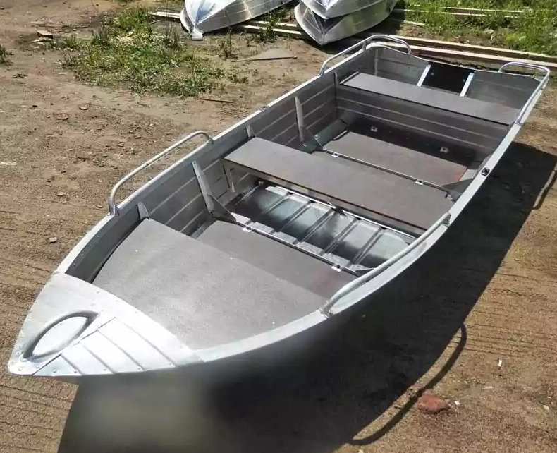 Алюминиевая лодка Вятка-Профи 37 в Северске