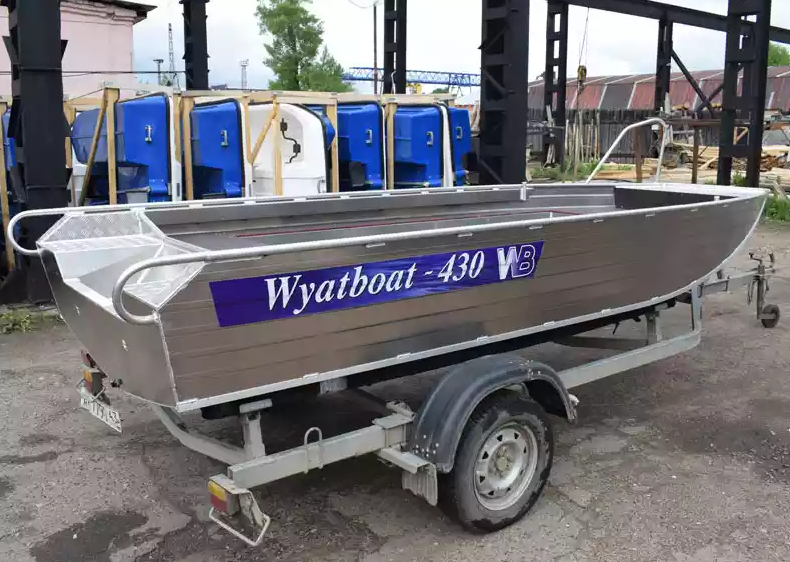 Алюминиевая лодка  Wyatboat-430 Master в Северске