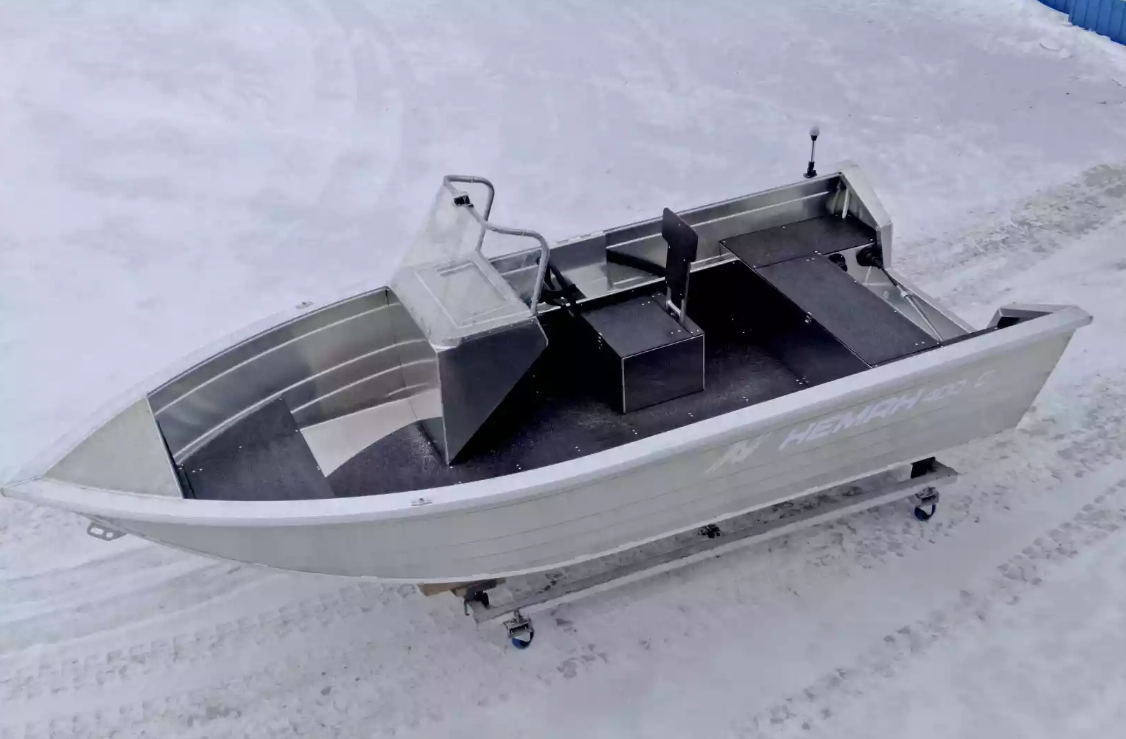 Алюминиевая лодка Неман-400 С в Северске