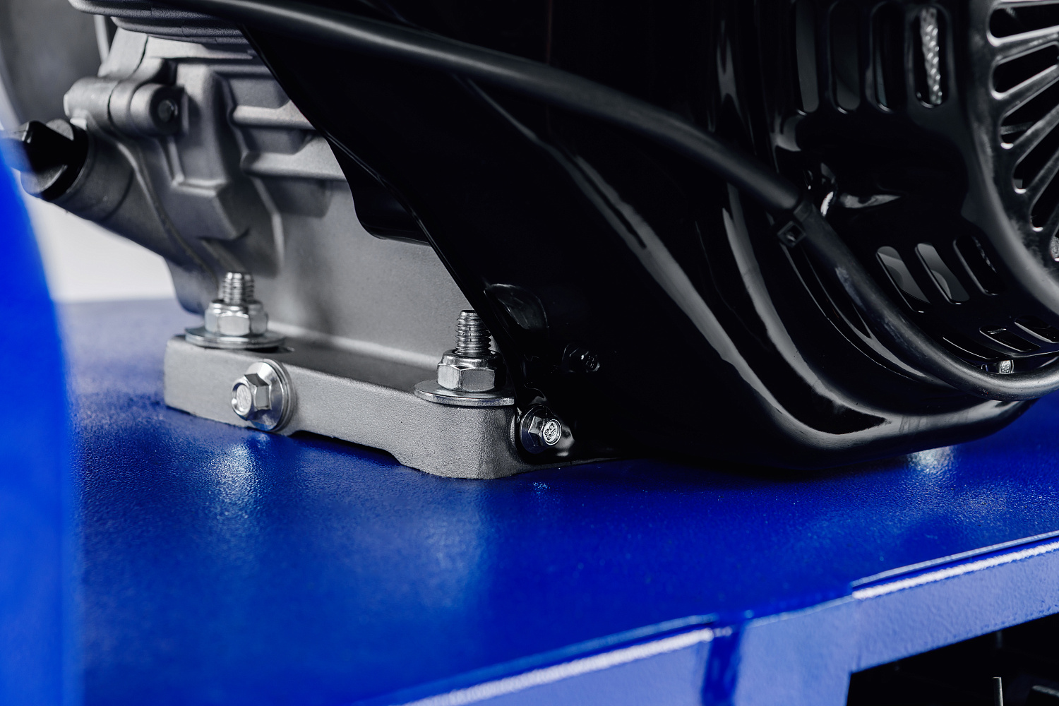 МОТОБУКСИРОВЩИК SNOW DOG 15 л.с. в Северске