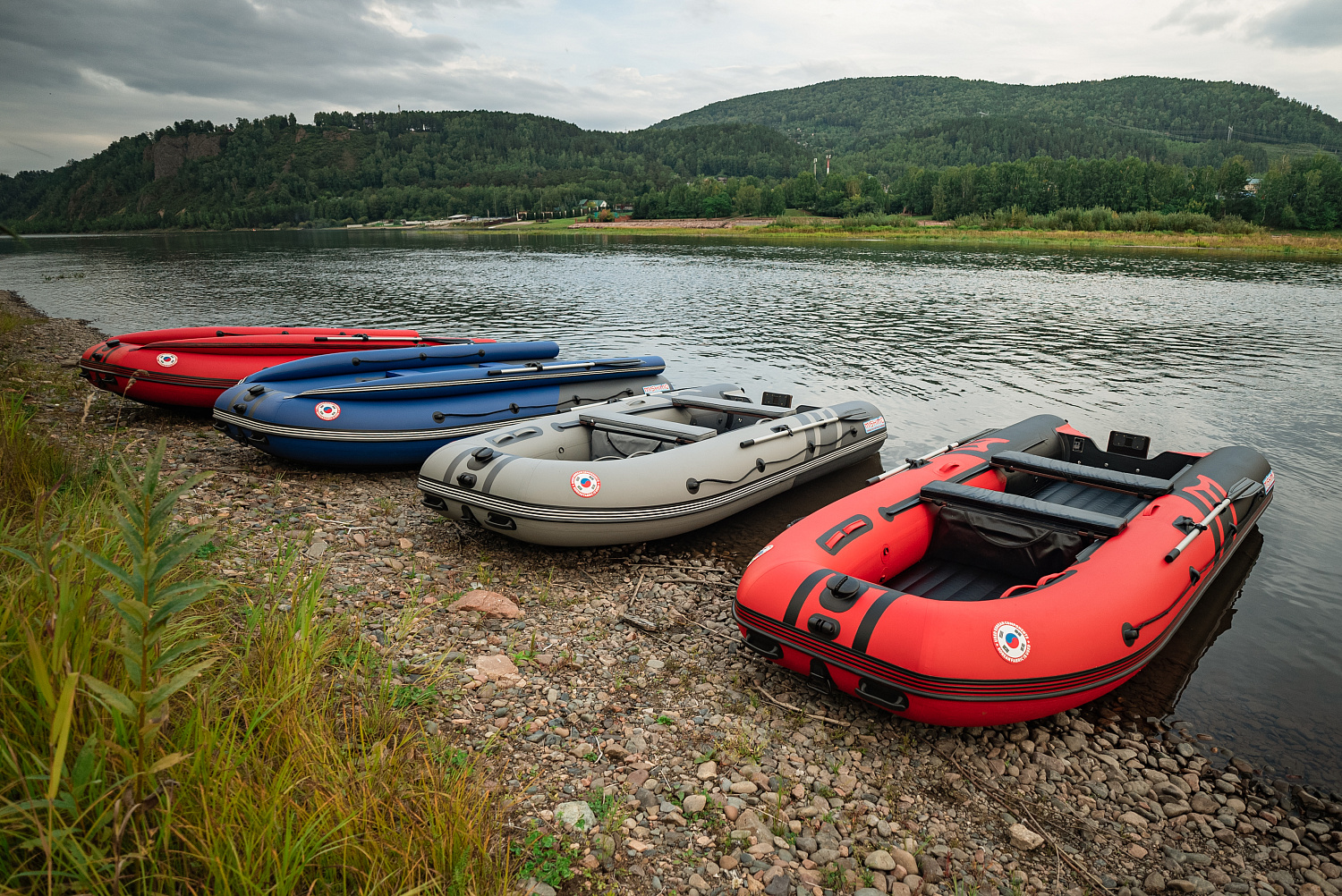 Лодка MISHIMO RIVER FJET PRO 430  под водомет в Северске