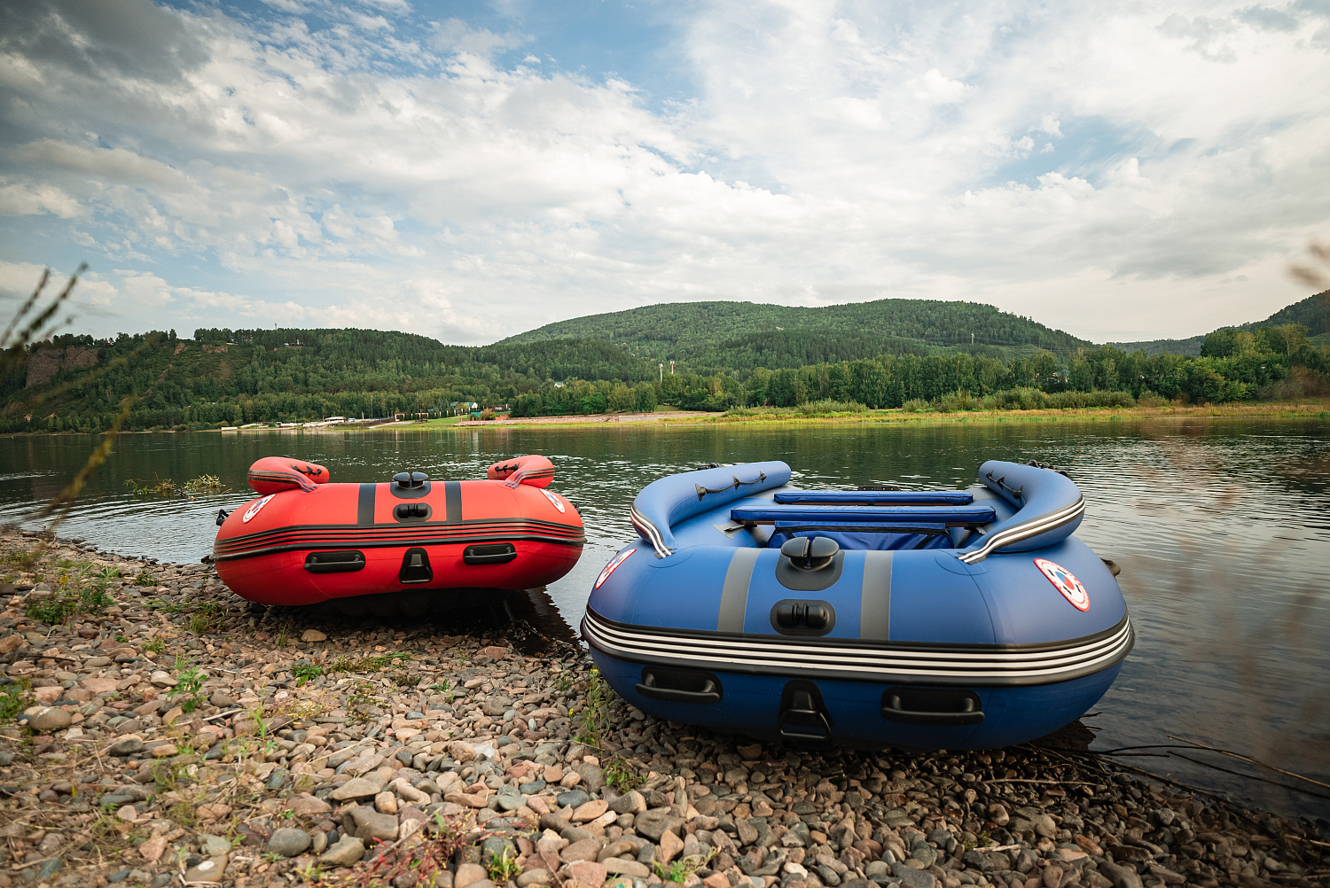 Лодка MISHIMO RIVER FJET PRO 430  под водомет в Северске