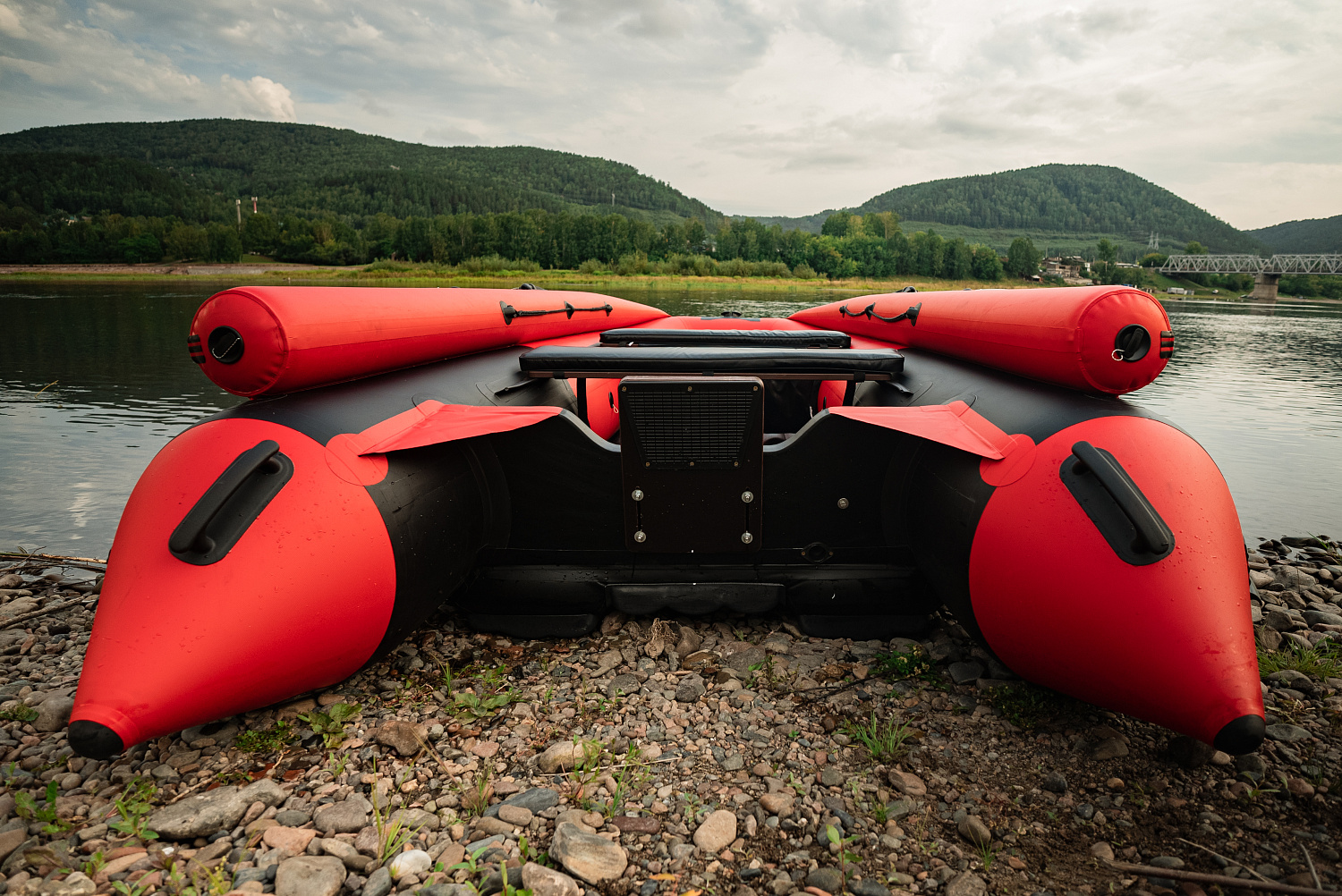 Лодка MISHIMO RIVER FJET PRO 430  под водомет в Северске