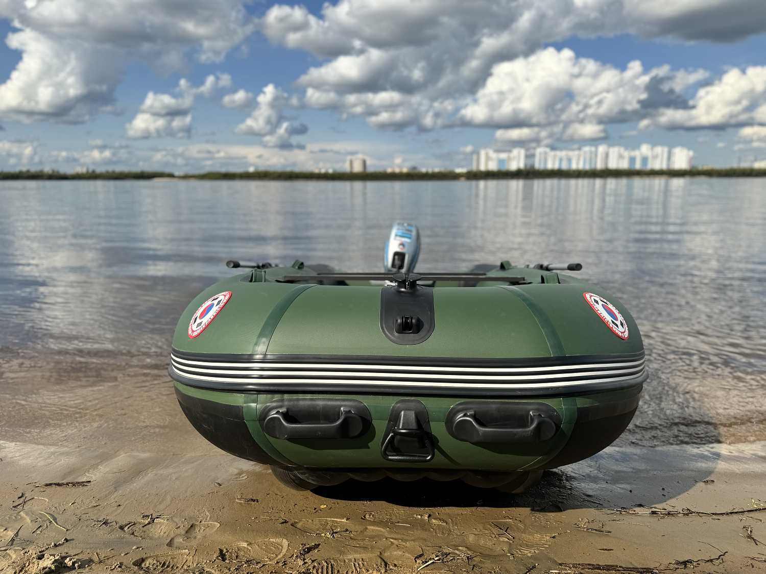 Лодка MISHIMO BIG FLOOR 400 в Северске