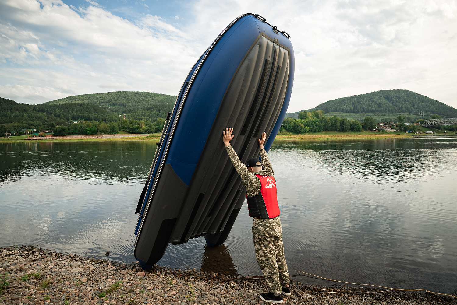 Лодка MISHIMO RIVER FJET PRO 430  под водомет в Северске