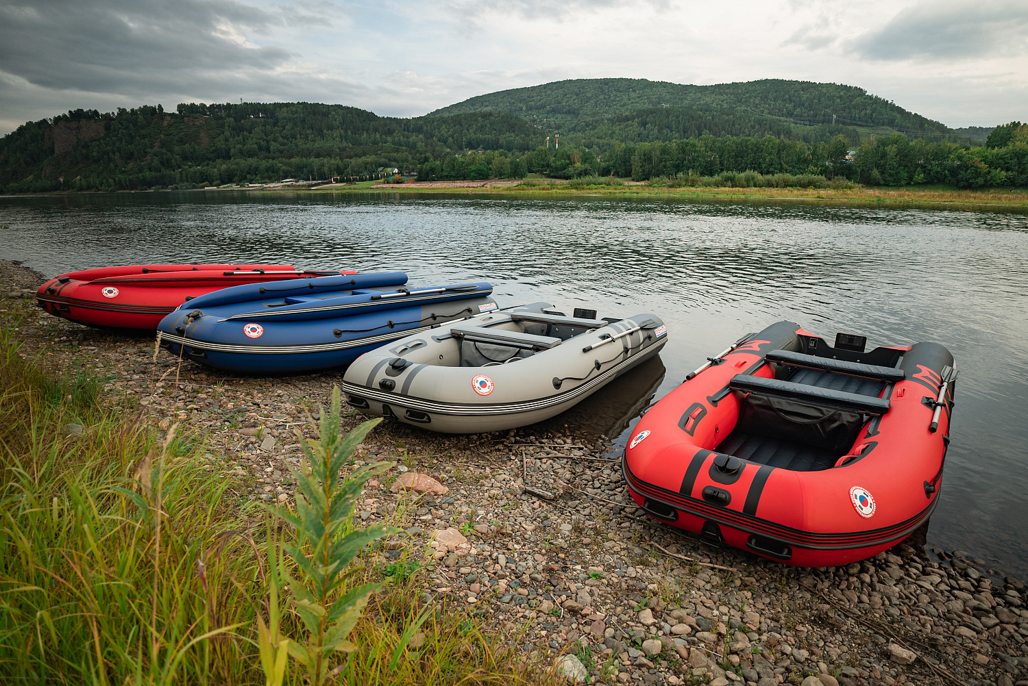 Лодка MISHIMO RIVER FJET PRO 430  под водомет в Северске