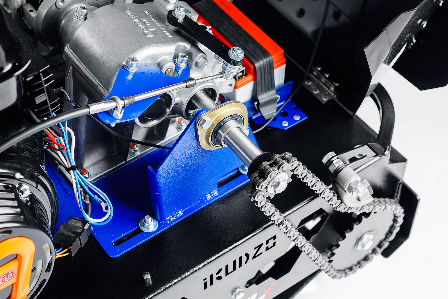 МОТОБУКСИРОВЩИК IKUDZO LONG 2.0 1700/500 EKR19 в Северске