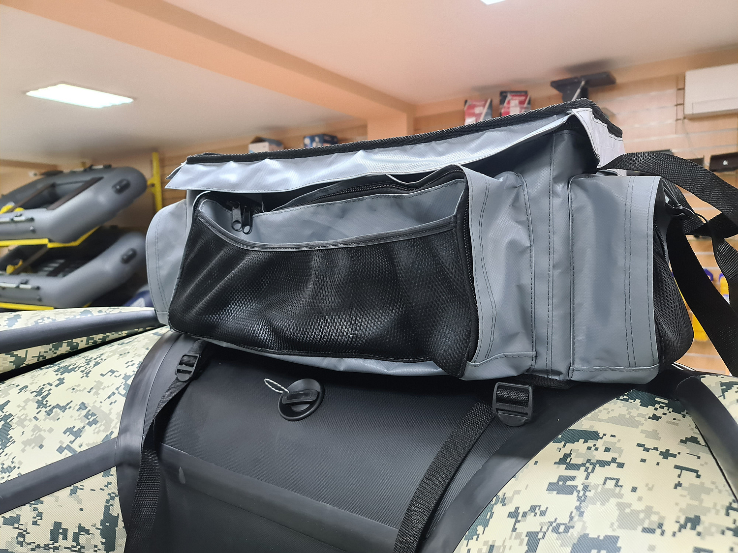 СУМКА ЛЮКС НА БАЛЛОН ДЛЯ ЛОДОК ПВХ 50Х25Х25 СМ в Северске